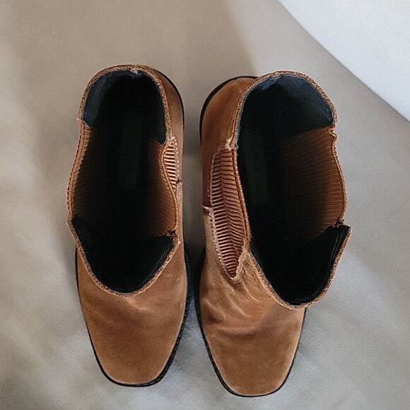 Chelsea & Violet Suede Leather Chunky Boots - Picture 12 of 12